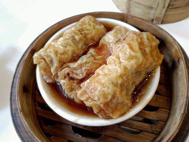 Bean Curd Rolls in Oyster Sauce