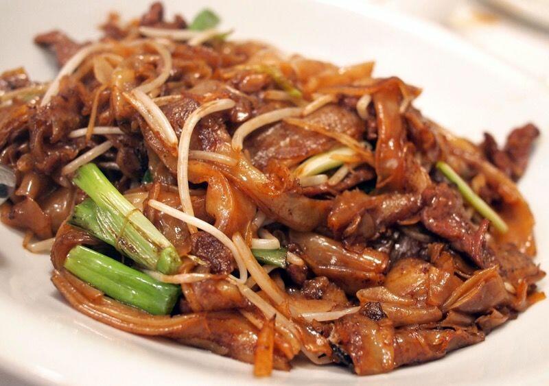 Hong Kong Style Beef Chow Fun